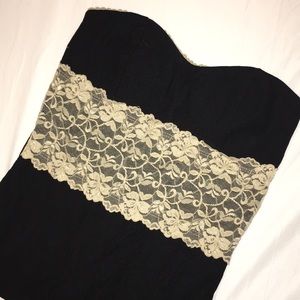 Black strapless sweetheart top w/ tan lace band